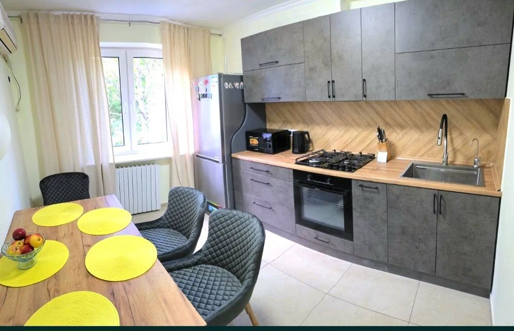 Apartament 3 camere, 75 m²
