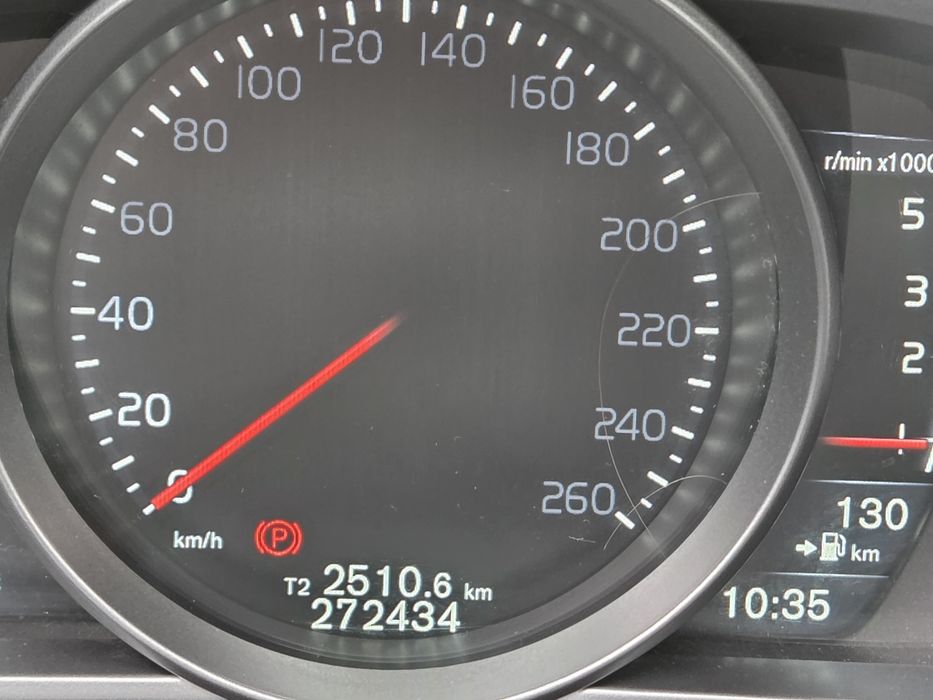 Volvo V40, 2.0 D, Momentum, 2015