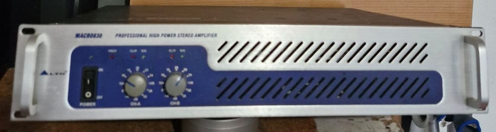 Amplificador Alto Macro 830