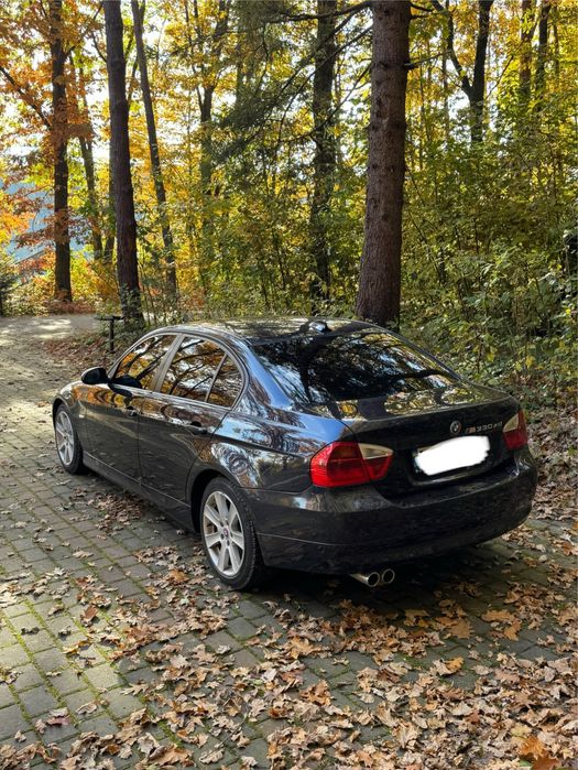 BMW E 90 330 XD 2006 року