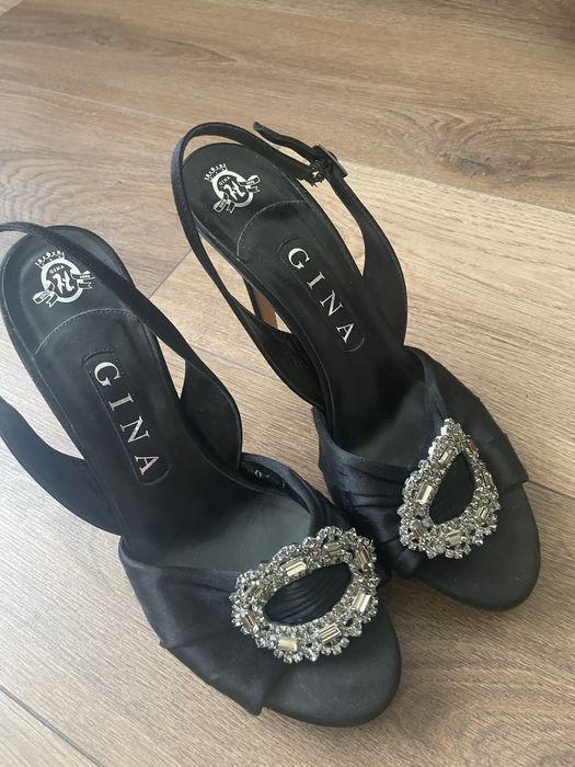 Атласні босоніжки Gina