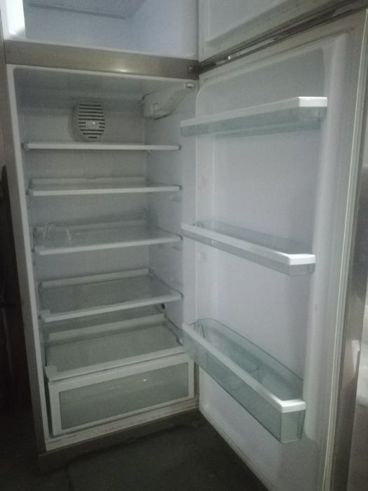 Frigorífico ARISTON, Modelo MTM 1711, Classe A em INOX