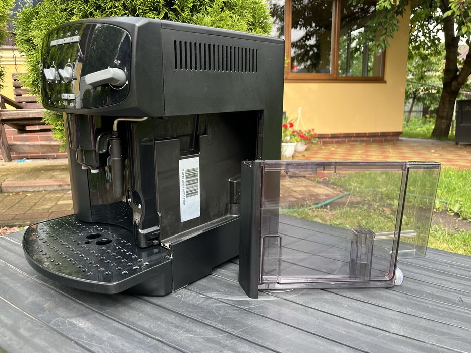 Автоматична кавомашина Delonghi Magnifica ECO. Після ТО і налаштувань гарантія