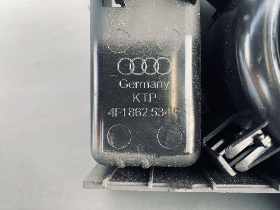Підстаканник Audi A6 C6 подстаканник Ауді А6 С6 4f11862534 розборка