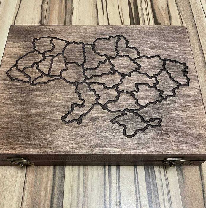 Бокс під роли Ми сильні. Ми разом.