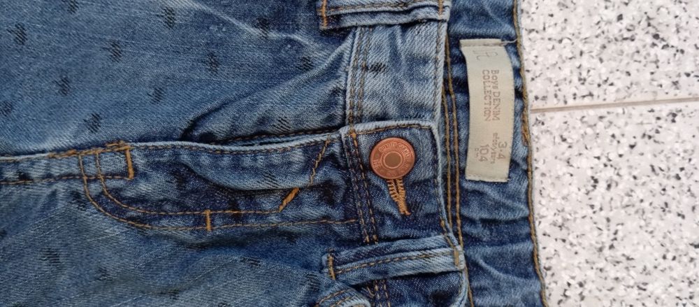 Calções de menina 3-4 anos