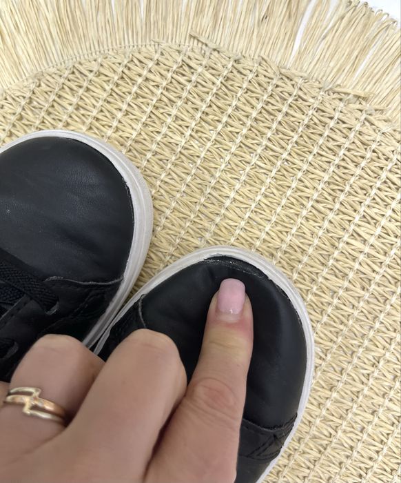 Кросівки adidas 31 розмір