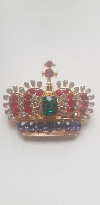 Брошь в виде короны с кристалами