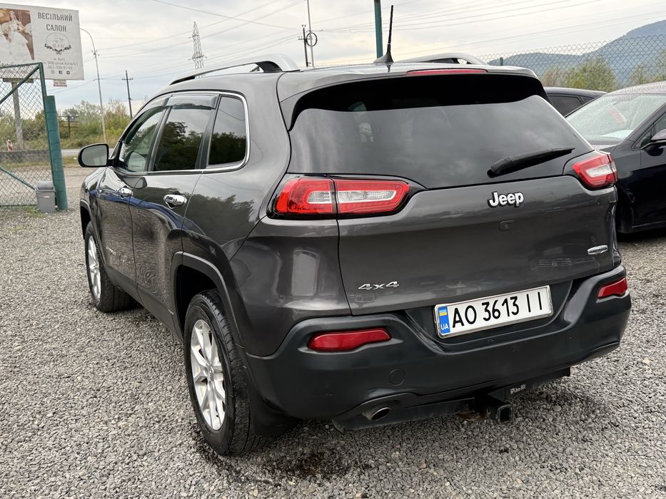Jeep Cherokee 2.4lpg