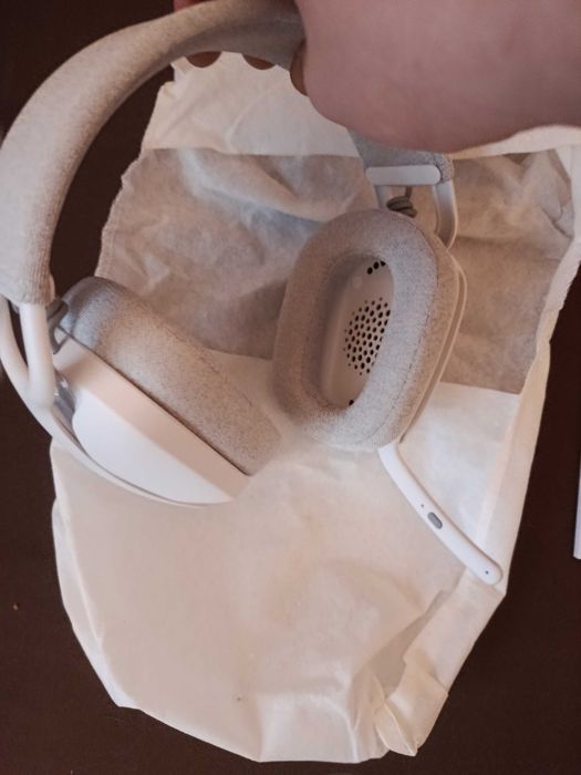 Навушники Logitech Zone Vibe 100 Wireless Off-White