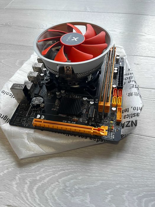 Комплект X79 (LGA1356) + Xeon E5-2420 v2 + 16 GB ECC DDR3