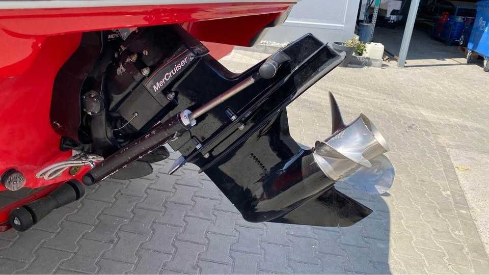 Łódź motorowa Tahoe 216