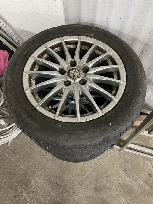 Felgi z oponami Alfa Romeo 16