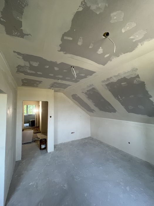 Zabudowa poddaszy, gładzie szpachlowe, ocieplenia. Uslugi remontowe.