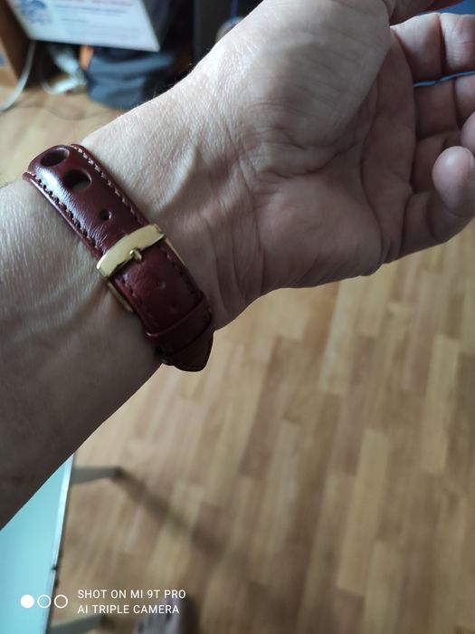 Колекційний німецький годинник Exquisit.