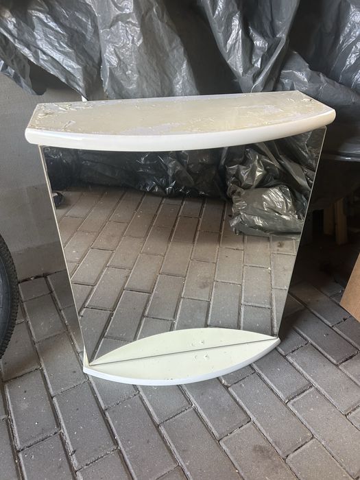 Szafka z lustrem lazienkowa