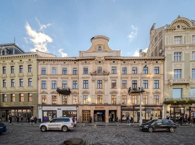 Центр міста! Оренда 2 кімн.квартири на пл.Міцкевича