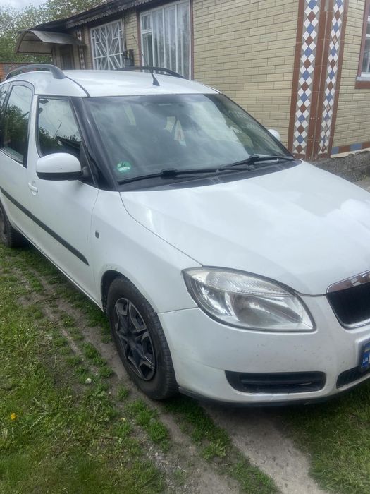 Skoda roomster  2008 1.4 диз