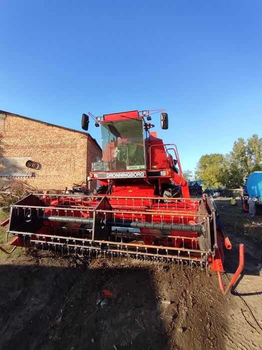 Продам комбайн Dronningborg D4500(ріпаковий стіл)
