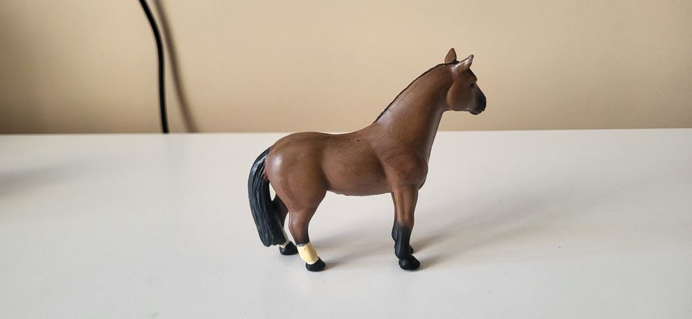 Safari Ltd koń hanowerski figurka unikat model wycofany z 2001