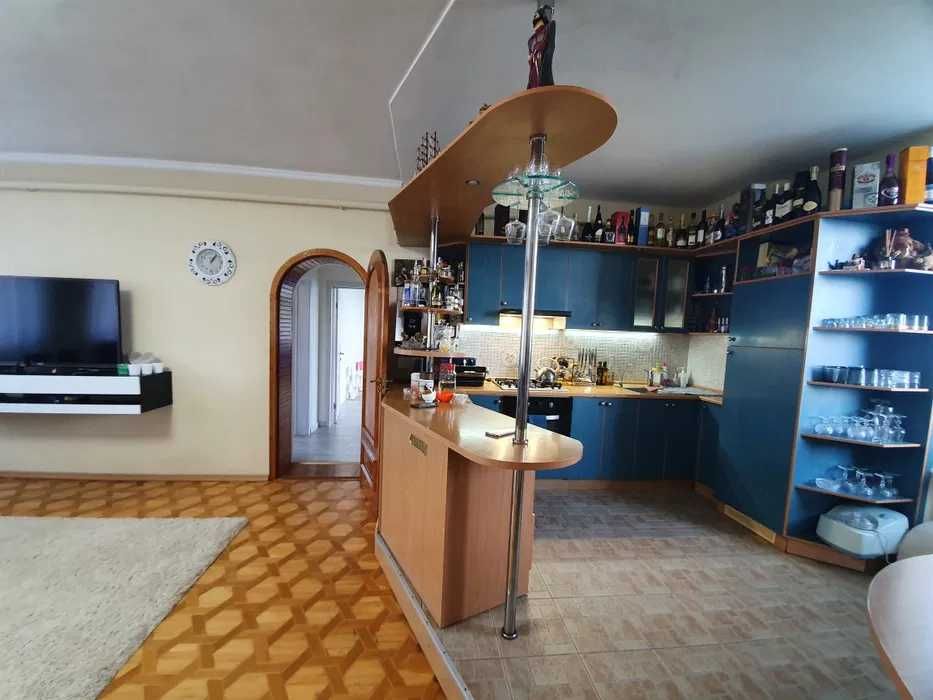 Дом 350 м² в Центре | м. Пушкинская | 10 соток | 30 кВт., Газ. AN