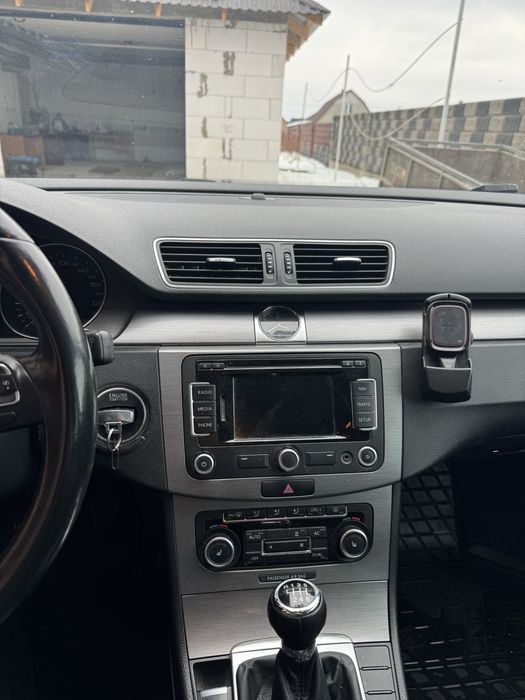 Passat b7 2011 рік 2.0 диз