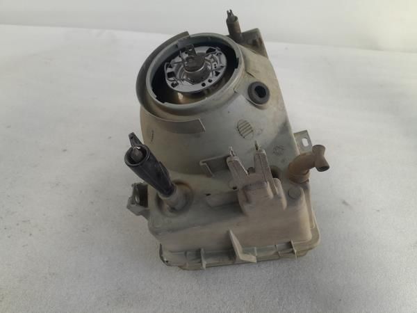 Ótica / farol esquerda RENAULT Trafic (TXX)