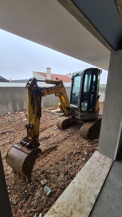 Mini escavadora Yanmar Vio25