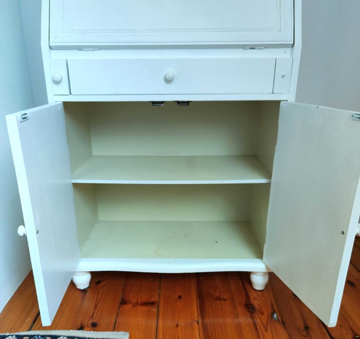 Biały sekretarzyk retro sekretarz biurko komoda półki