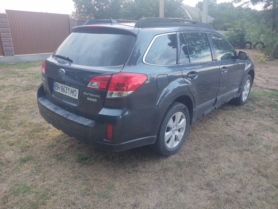 Subaru 2012 2.5 л