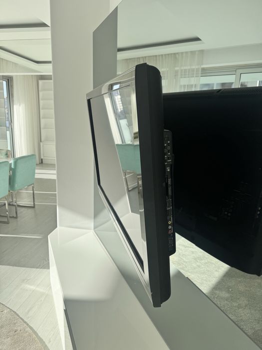 Televisão Toshiba Regza – excelente imagem – a funcionar perfeitamente