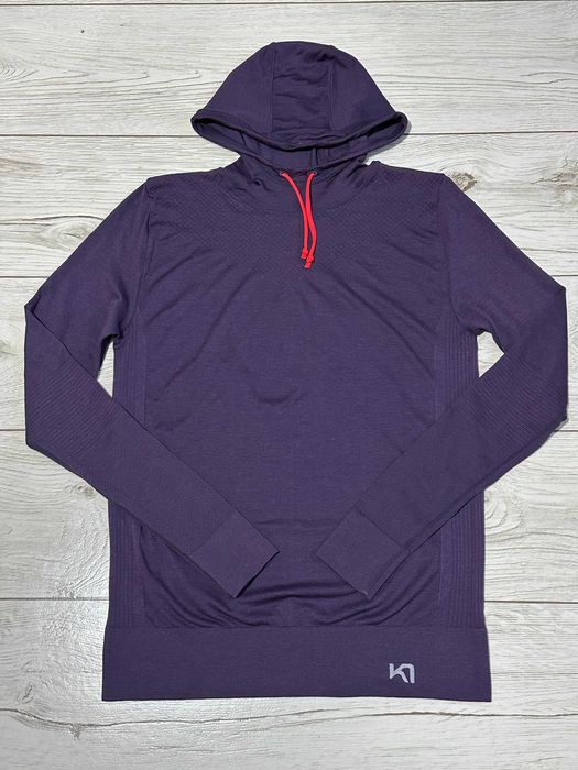 KARI TRAA damska cienka bluza  L/XL spodenki Johaug M