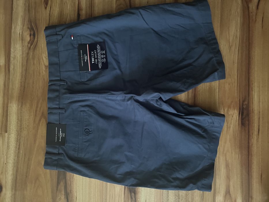 Nowe spodenki Tommy Hilfiger W32