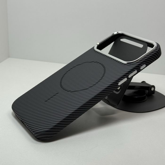 Чехол iphone 17 pro max чорный карбоновый магсейф. Чохол айфон 17 про