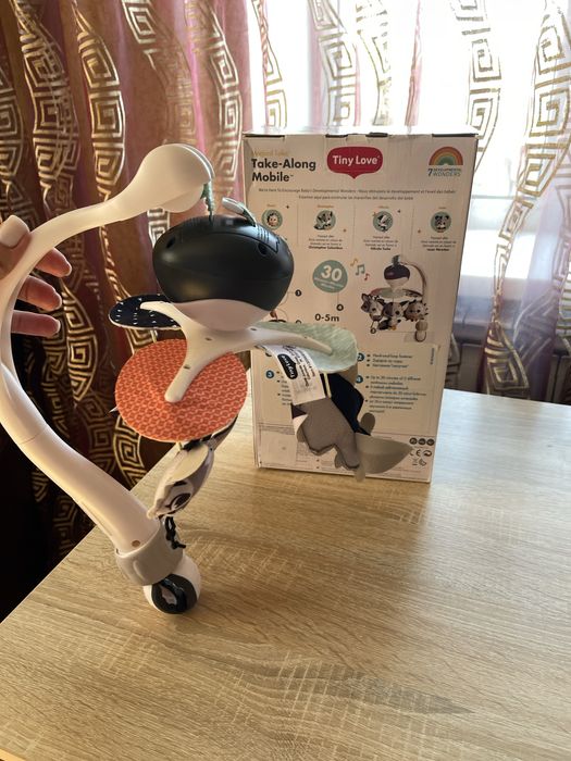 Мобіль tiny love