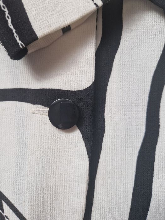 Żakiet roz. 44  biało czarny