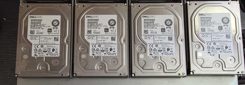 Dysk twardy DELL EMC 8TB SAS