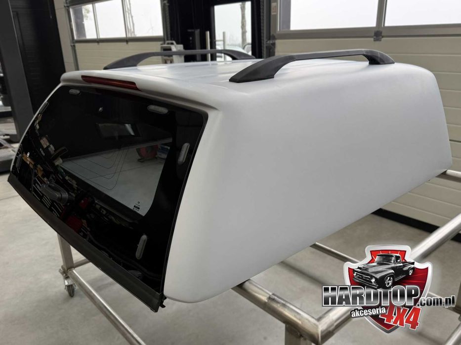 Zabudowa paki Hardtop Toyota Hilux 2015+ Revo Boki Pełne