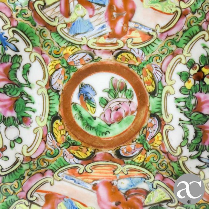 Covilhete em porcelana da China, decoração Mandarim, período Guangxu, séc. XIX
