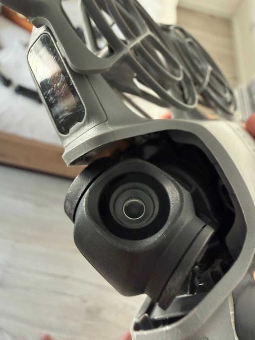 Drone DJI Neo 2 com baterias e hub