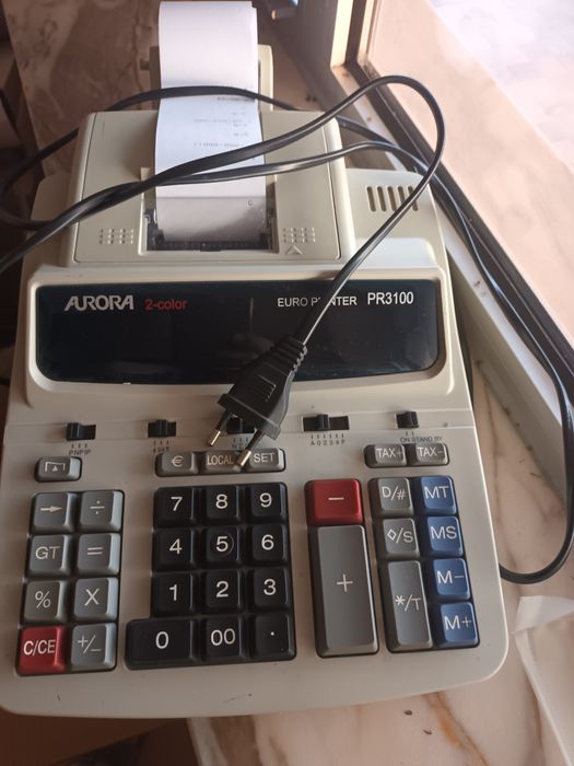 Maquina calculadora com rolo