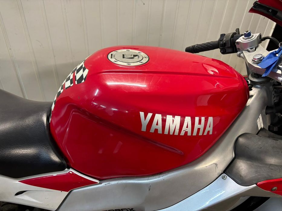 Yamaha thundercat 600 cała na części koło licznik lampa głowica dekiel