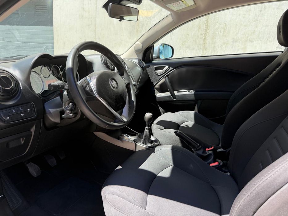 Alfa Romeo MiTo — fotografia 5