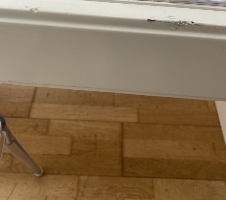 Secretaria em madeira cor branca