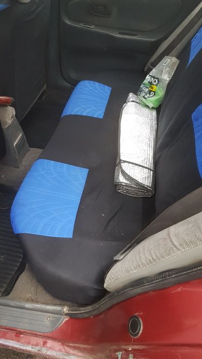 Автомабиль Митсубиси Ланцер