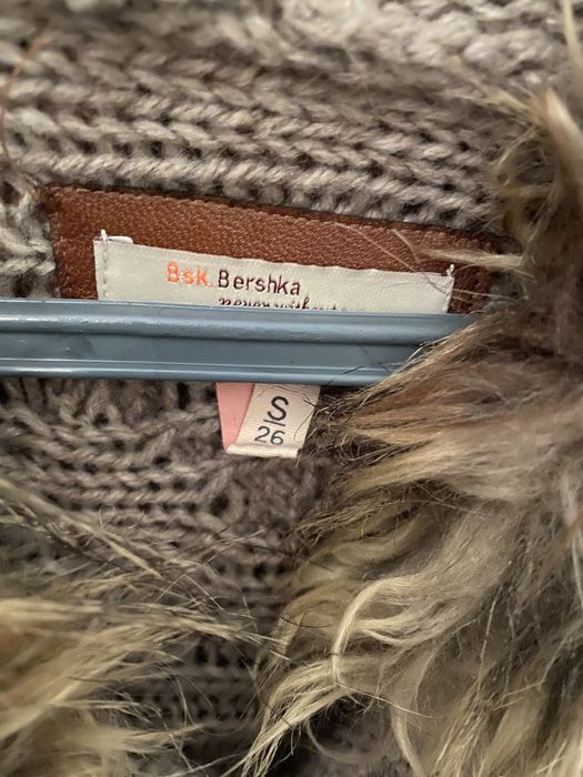 Casaco de malha manga curta BERSHKA