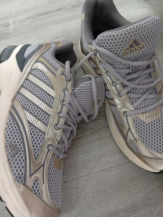 Sapatilhas Adidas Retro Runner Adiprene — Tam. 44