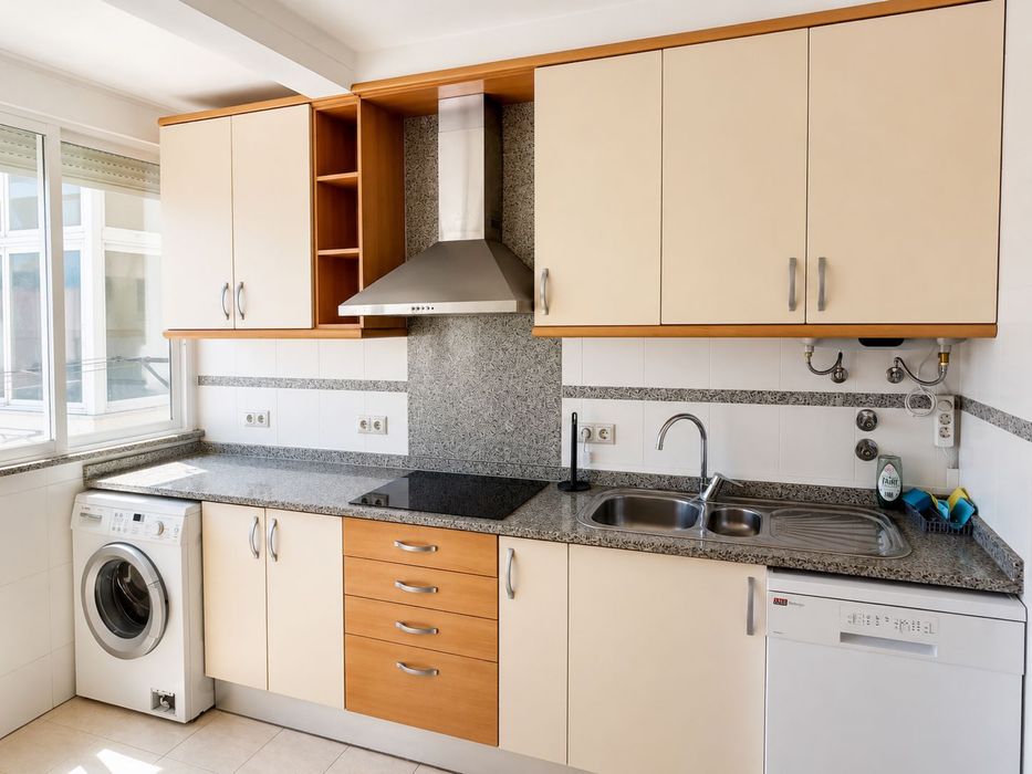 Arrendamento de apartamento t3 em 5 de Maio,l Carcavelos e Parede, Cascais