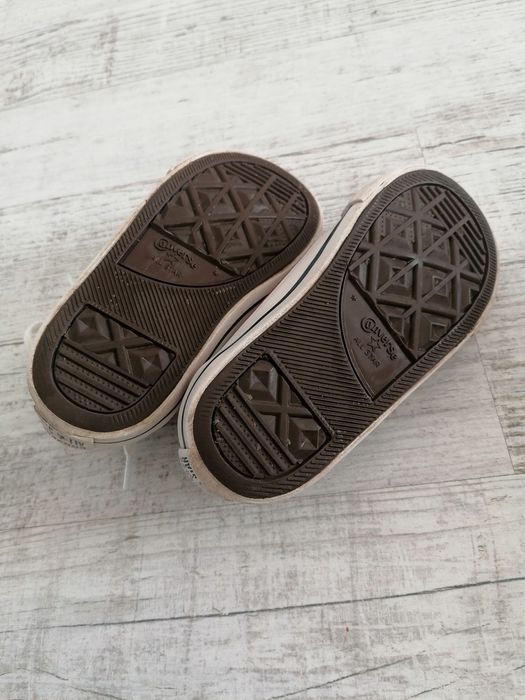 Buty converse 24 białe trampki