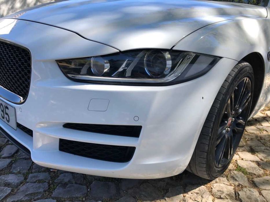 Jaguar XE 2.0D 180cv